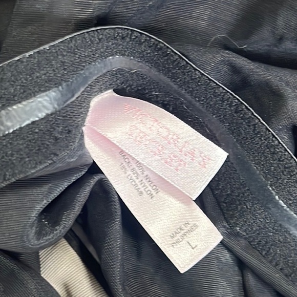 Vintage Victoria’s Secret Corset - Picture 6 of 7